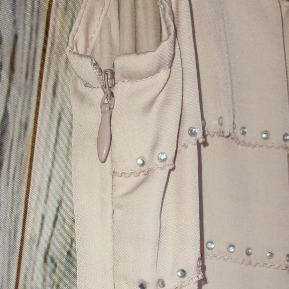 YIGU'E - Picture 10 of 12